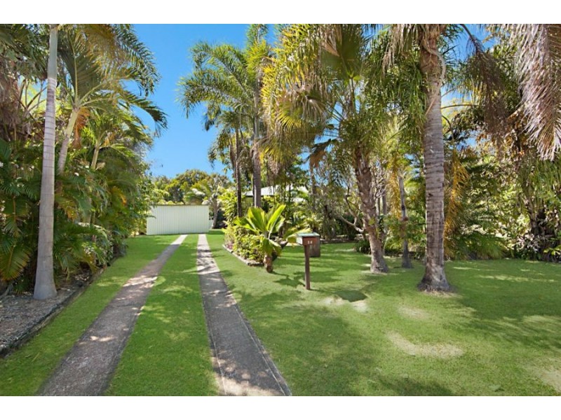 26 Howitson Dr, Balgal Beach QLD 4816