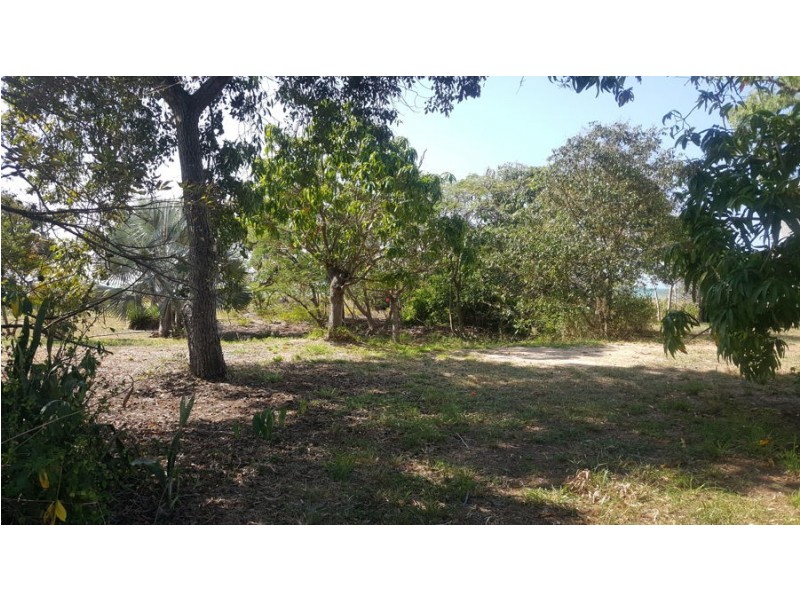 118 The Esplanade, Toolakea QLD 4818