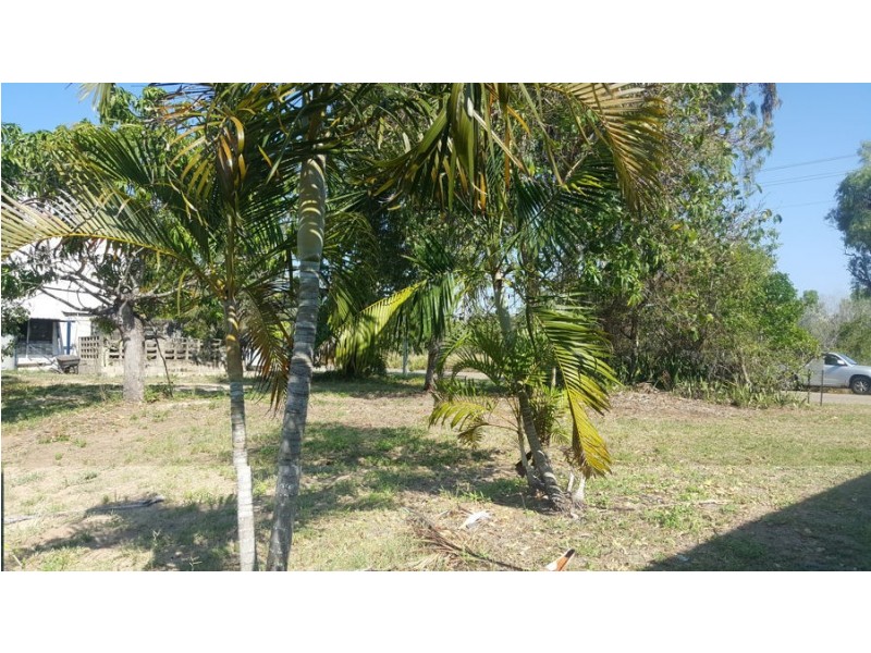 118 The Esplanade, Toolakea QLD 4818