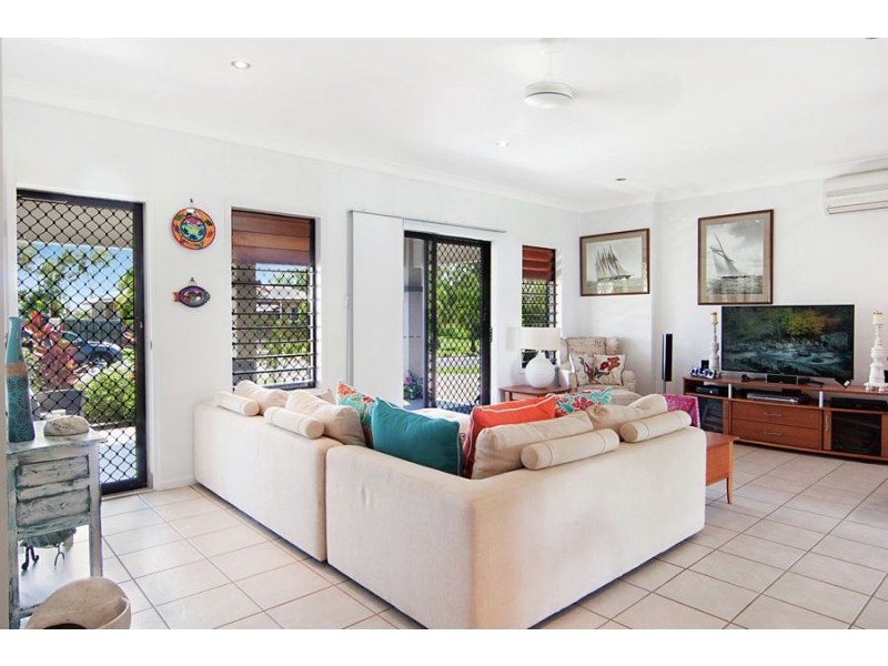 52 Augusta Dr, Balgal Beach QLD 4816