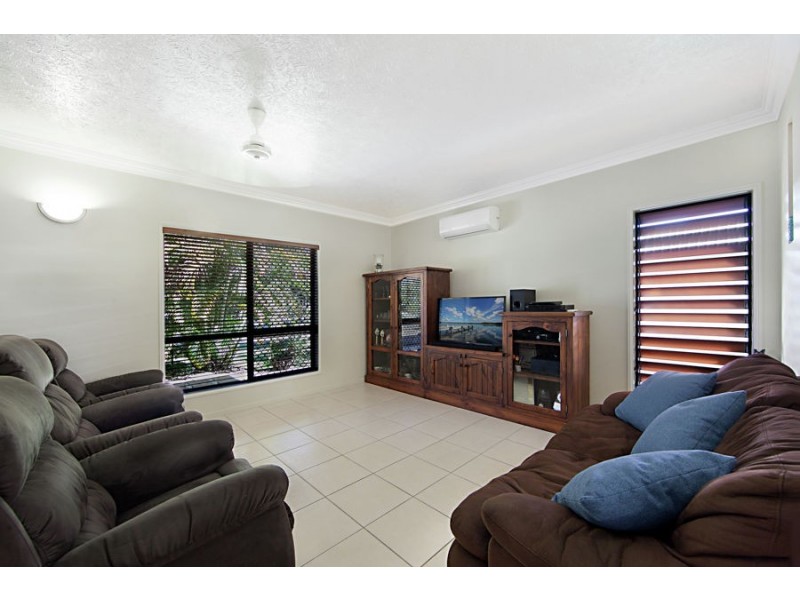 22 Borton St, Balgal Beach QLD 4816