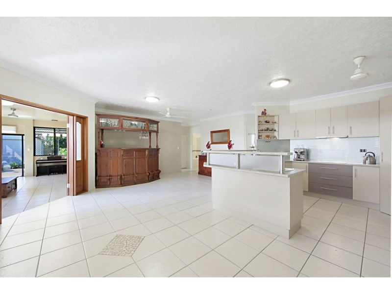 22 Borton St, Balgal Beach QLD 4816