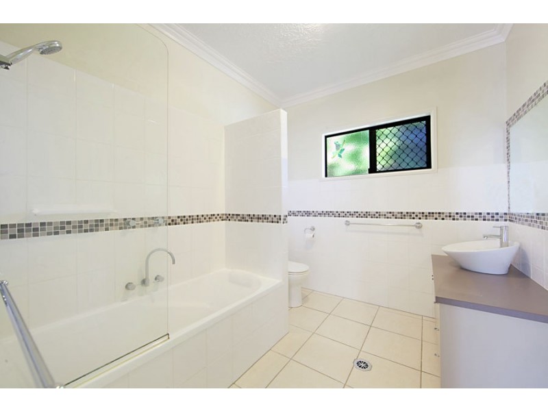 22 Borton St, Balgal Beach QLD 4816