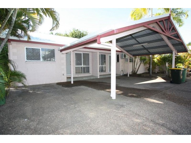 1/49 Ninth Ave, Railway Estate QLD 4810