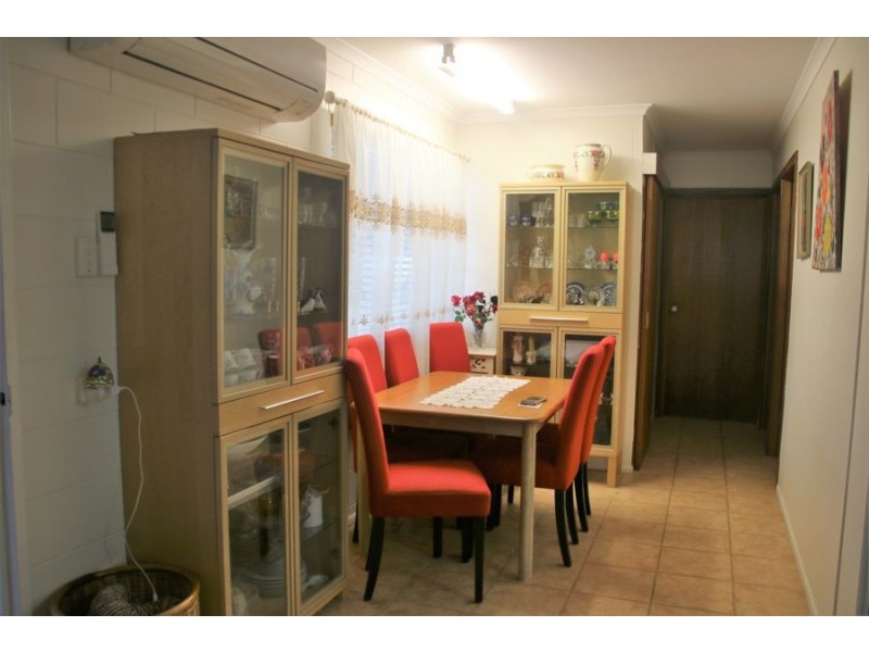 195 Balgal Beach Rd, Balgal Beach QLD 4816