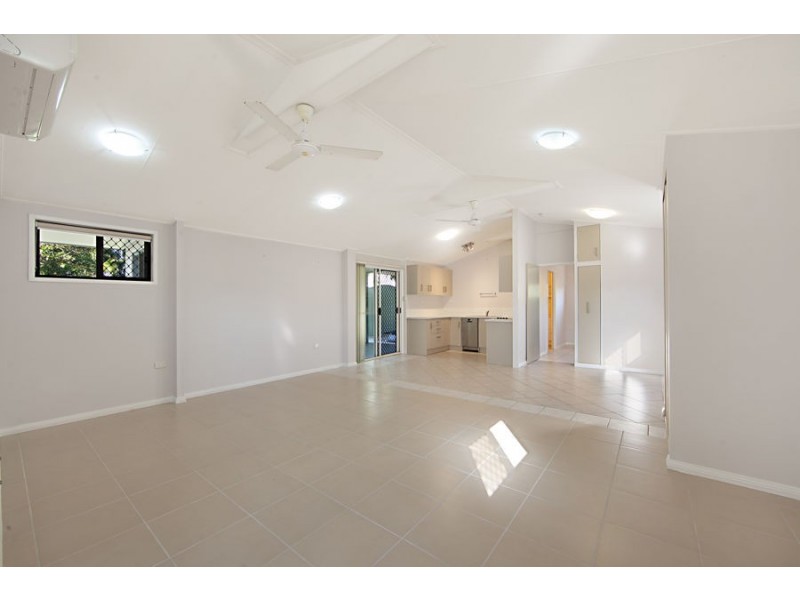206 Balgal Beach Road, Balgal Beach QLD 4816