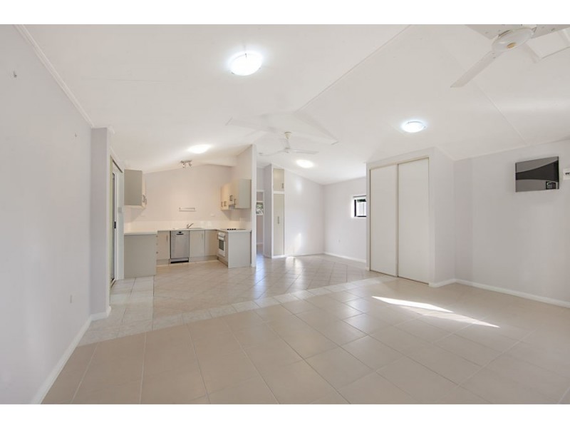 206 Balgal Beach Road, Balgal Beach QLD 4816