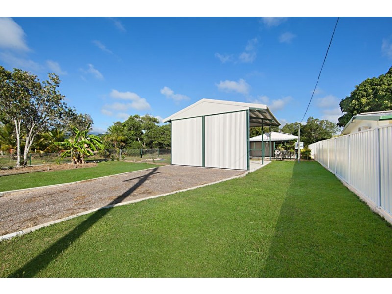 206 Balgal Beach Road, Balgal Beach QLD 4816