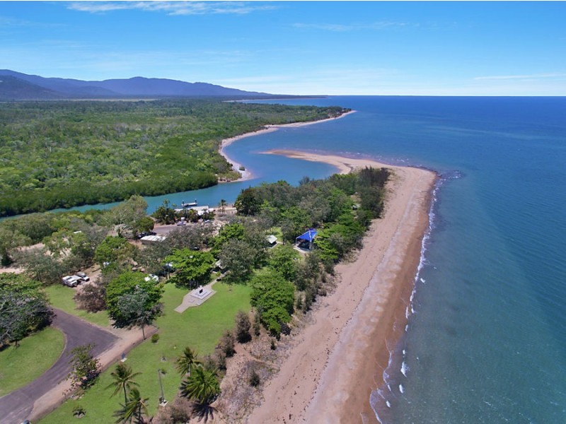 4 Medinah Crt, Balgal Beach QLD 4816