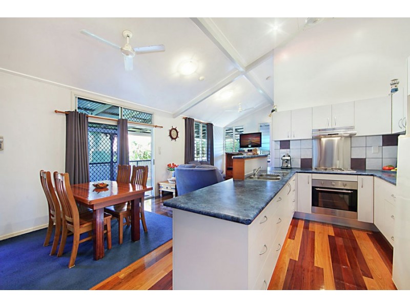 42 Marlin St, Balgal Beach QLD 4816