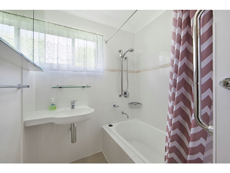 210 Balgal Beach Rd, Balgal Beach QLD 4816