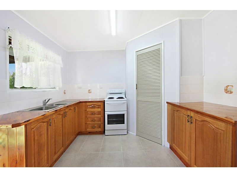 210 Balgal Beach Rd, Balgal Beach QLD 4816