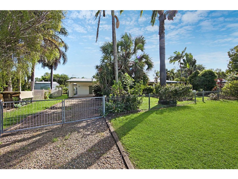 4 Trevina Court, Balgal Beach QLD 4816