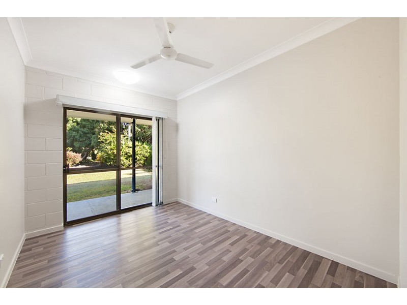 165 Balgal Beach Rd, Balgal Beach QLD 4816