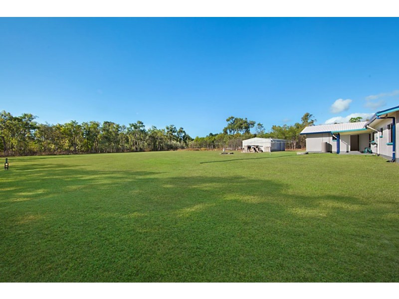 165 Balgal Beach Rd, Balgal Beach QLD 4816