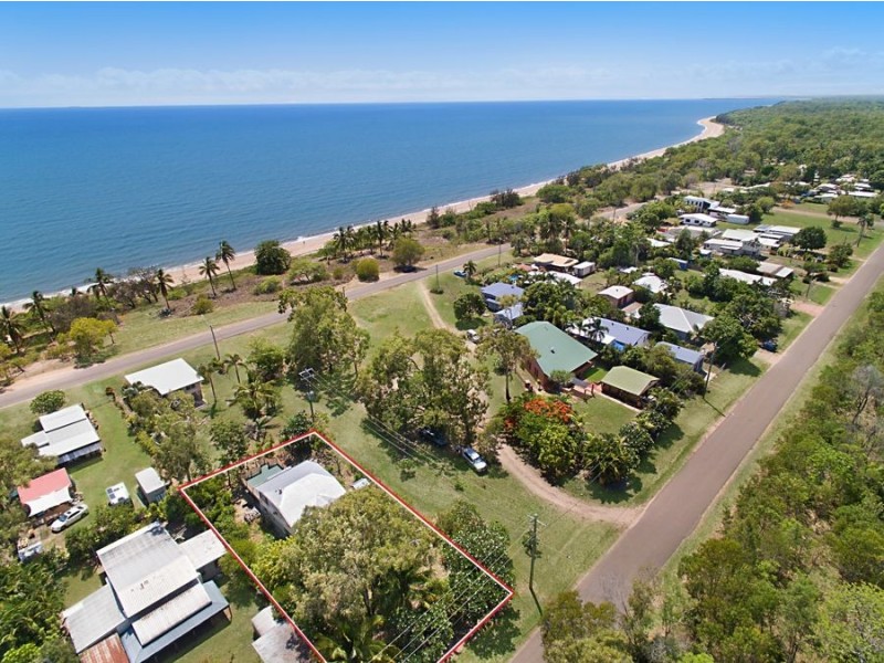 48 Marlin St, Balgal Beach QLD 4816