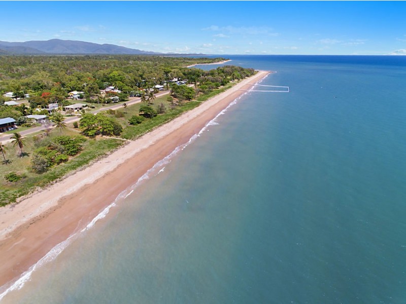48 Marlin St, Balgal Beach QLD 4816