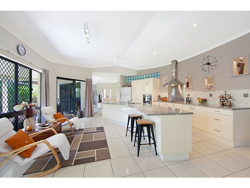 57 Augusta Dr, Balgal Beach QLD 4816