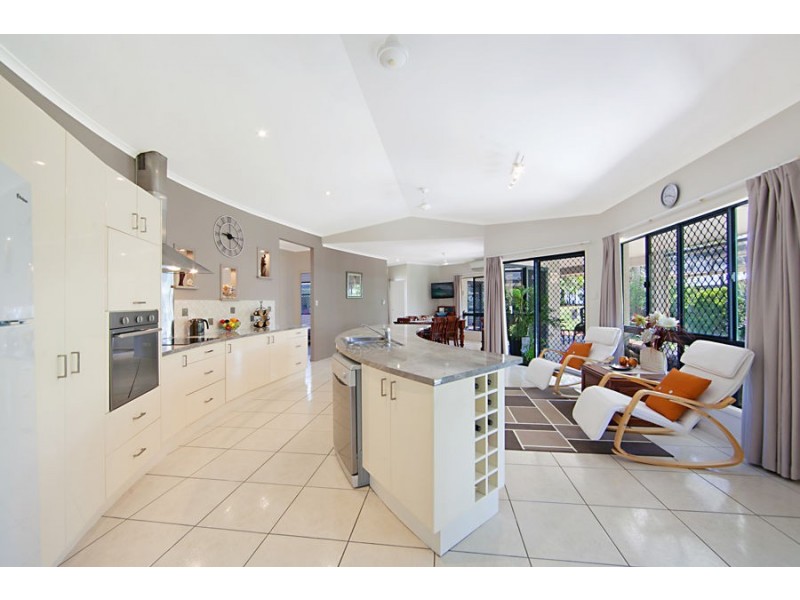 57 Augusta Dr, Balgal Beach QLD 4816