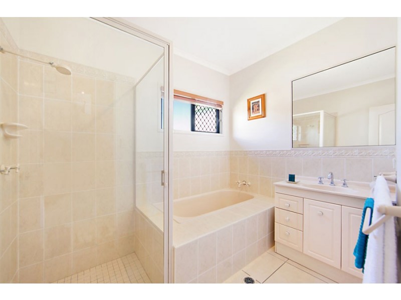 57 Augusta Dr, Balgal Beach QLD 4816