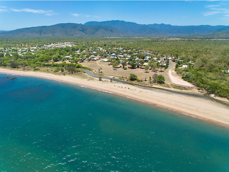 28 Beach Crt at 129 Mystic Ave, Balgal Beach QLD 4816
