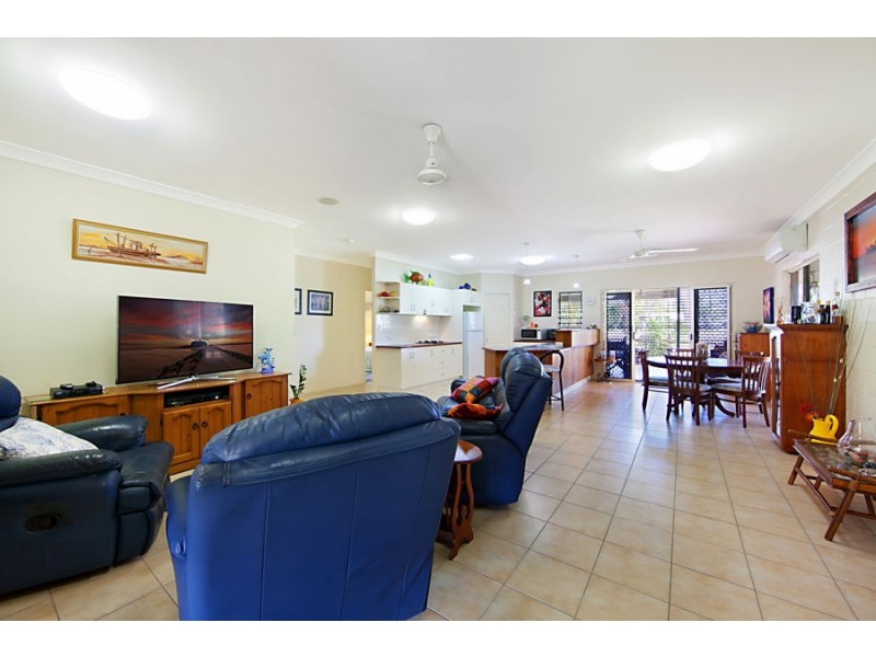 1 The Vines Crt, Balgal Beach QLD 4816