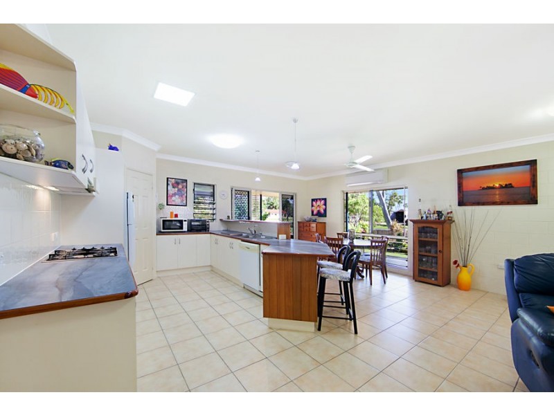 1 The Vines Crt, Balgal Beach QLD 4816