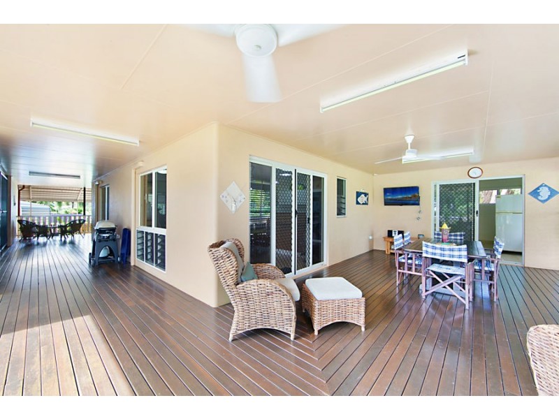 1 The Vines Crt, Balgal Beach QLD 4816