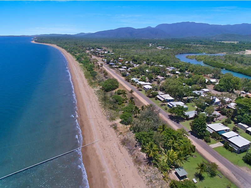 38 Augusta Dr, Balgal Beach QLD 4816
