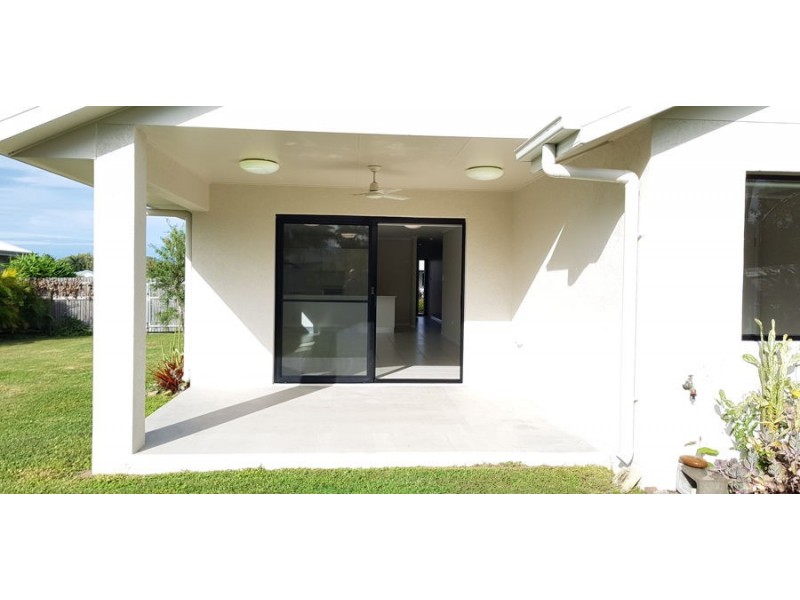 8/129 Mystic Ave, Balgal Beach QLD 4816