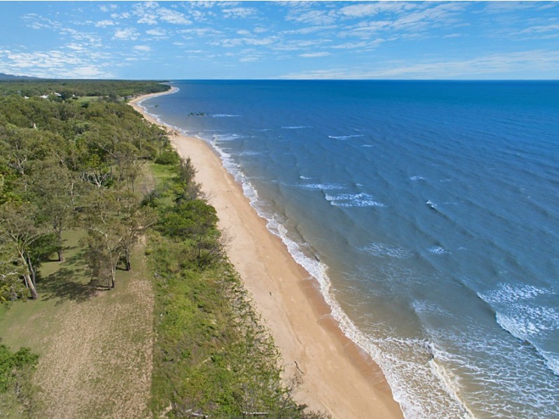 7 Augusta Dr, Balgal Beach QLD 4816