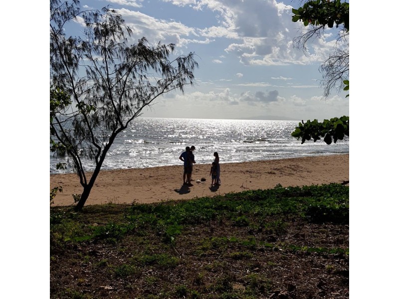 7 Augusta Dr, Balgal Beach QLD 4816