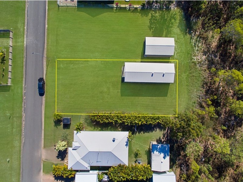 5 Medinah Crt, Balgal Beach QLD 4816