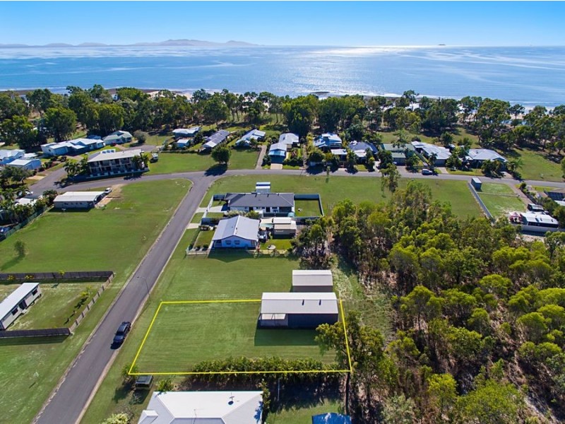 5 Medinah Crt, Balgal Beach QLD 4816