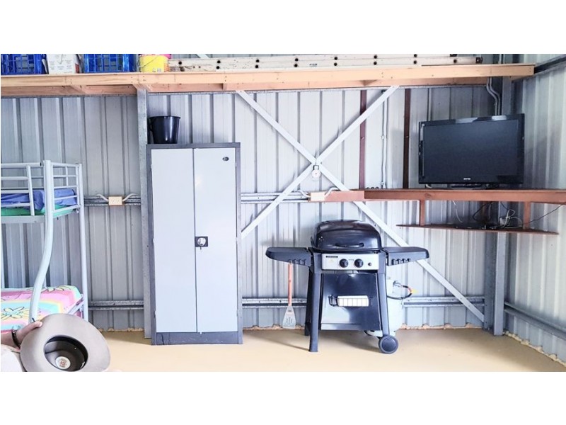 7 Howitson Dr, Balgal Beach QLD 4816