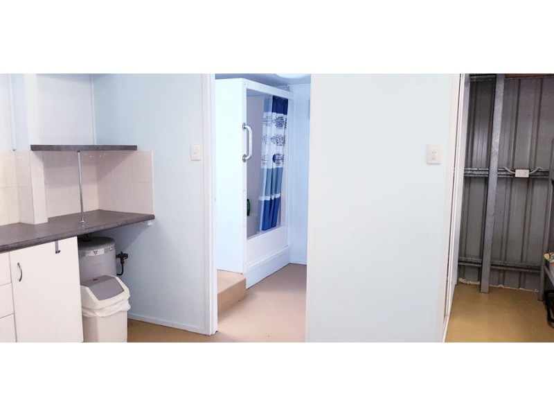 7 Howitson Dr, Balgal Beach QLD 4816