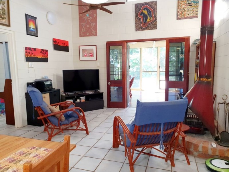 16 Madelaine Drive, Balgal Beach QLD 4816