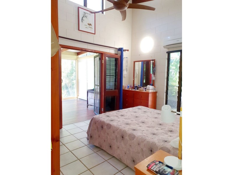 16 Madelaine Drive, Balgal Beach QLD 4816