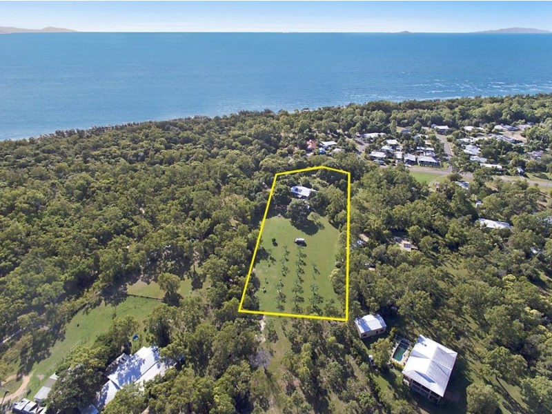 293 Ocean Pde, Balgal Beach QLD 4816