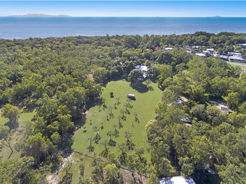 293 Ocean Pde, Balgal Beach QLD 4816