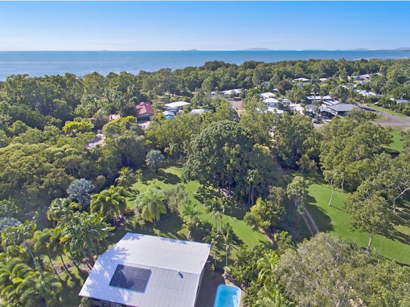 293 Ocean Pde, Balgal Beach QLD 4816