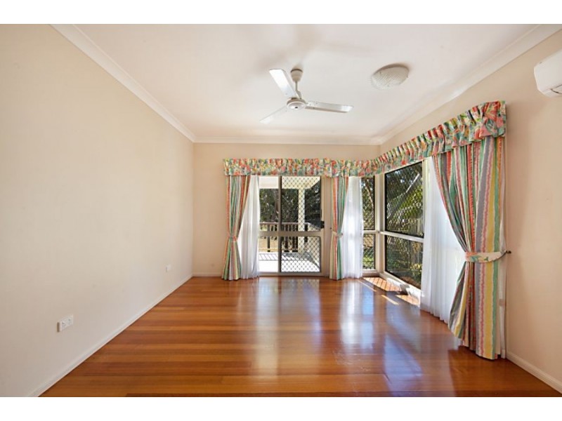 6 Pebble Beach Court, Balgal Beach QLD 4816