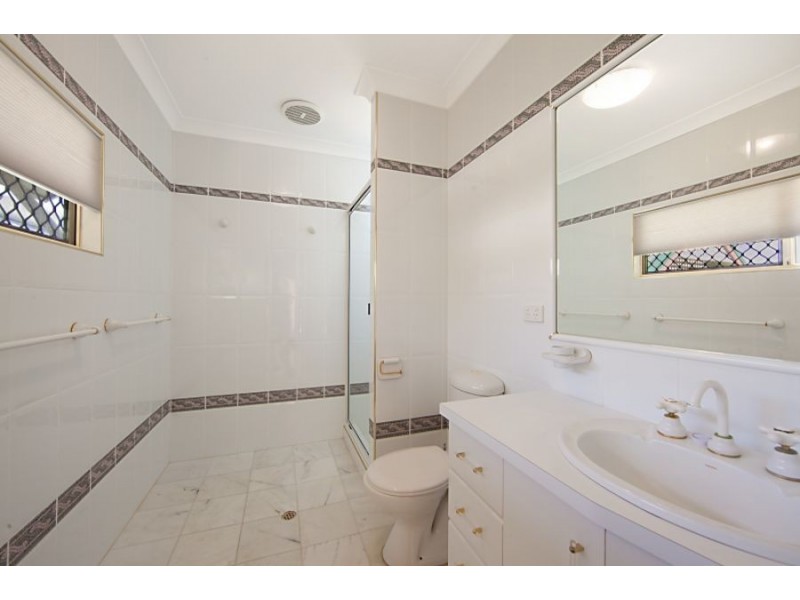 6 Pebble Beach Court, Balgal Beach QLD 4816