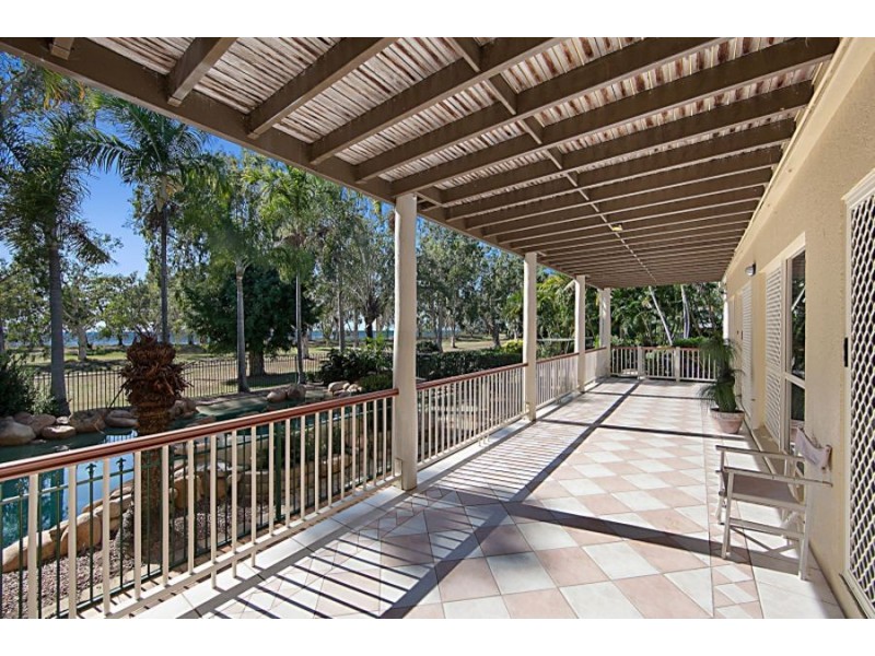 6 Pebble Beach Court, Balgal Beach QLD 4816