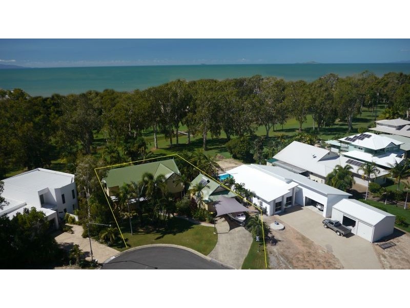 6 Pebble Beach Court, Balgal Beach QLD 4816
