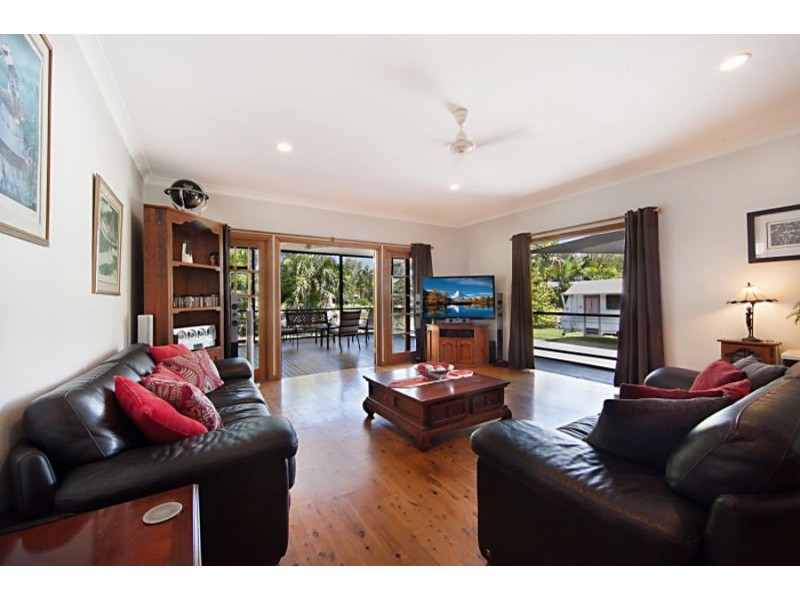 20 Augusta Drive, Balgal Beach QLD 4816