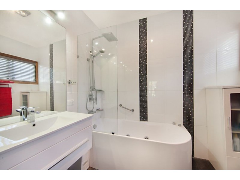 20 Augusta Drive, Balgal Beach QLD 4816