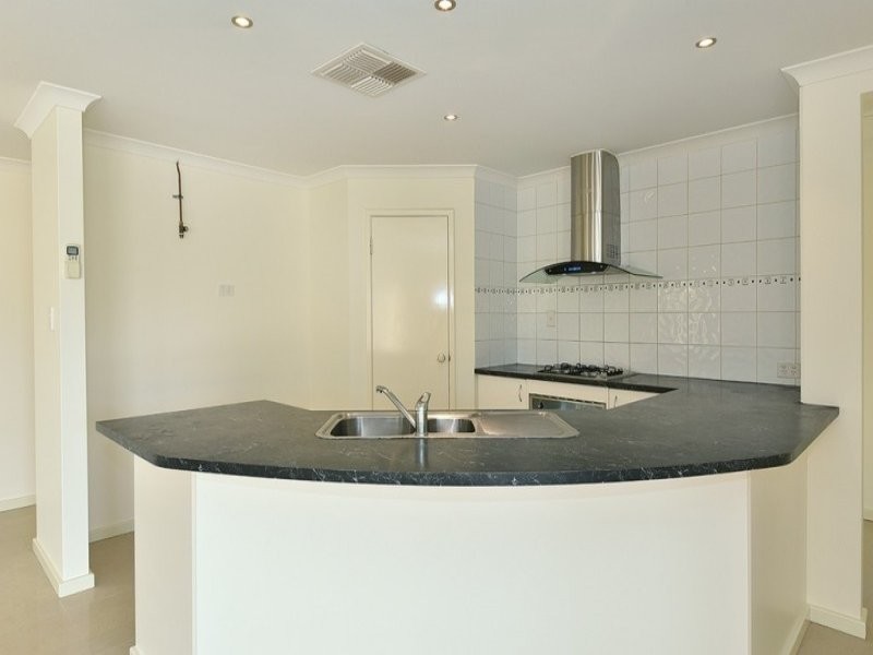38 Giglia Drive, Sinagra WA 6065