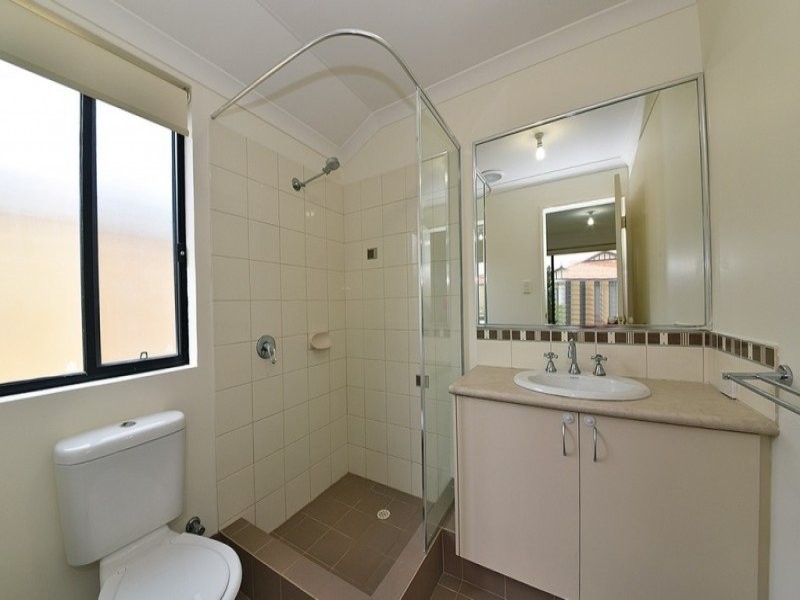 38 Giglia Drive, Sinagra WA 6065