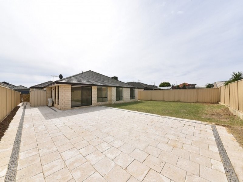 38 Giglia Drive, Sinagra WA 6065